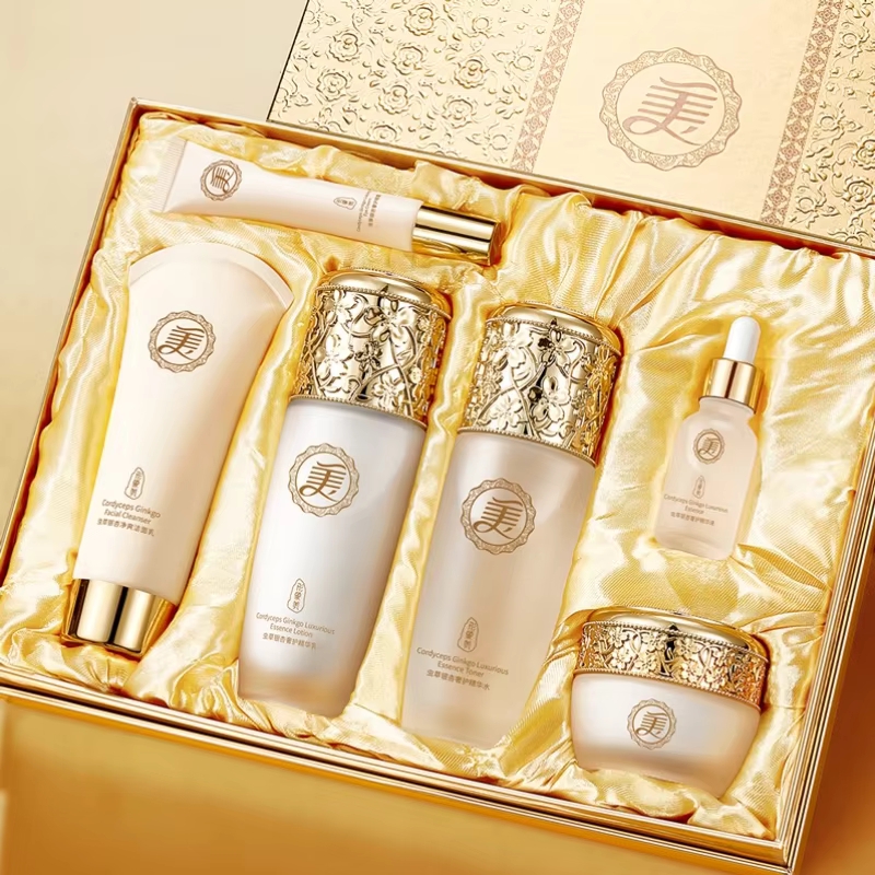 Cordyceps and Ginkgo Luxurious - Luxury Skincare Kit review and price